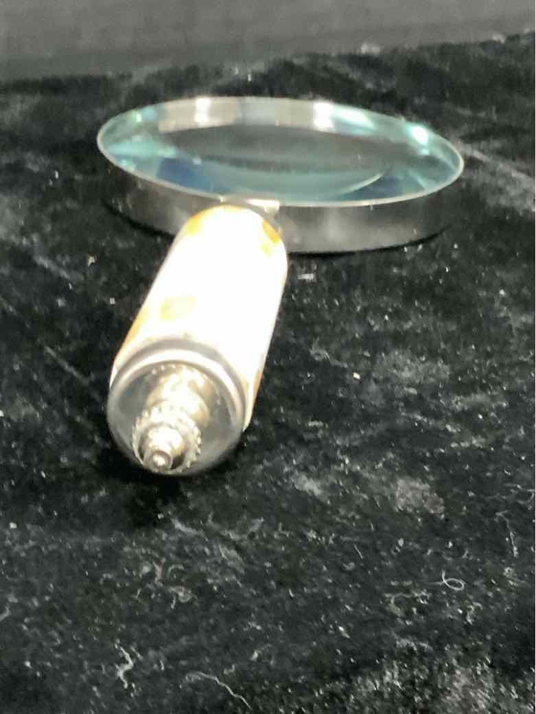 Magnifying Glass