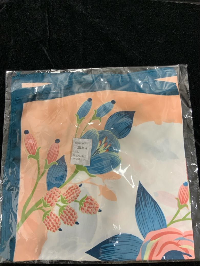 Paco Martinez Scarf
