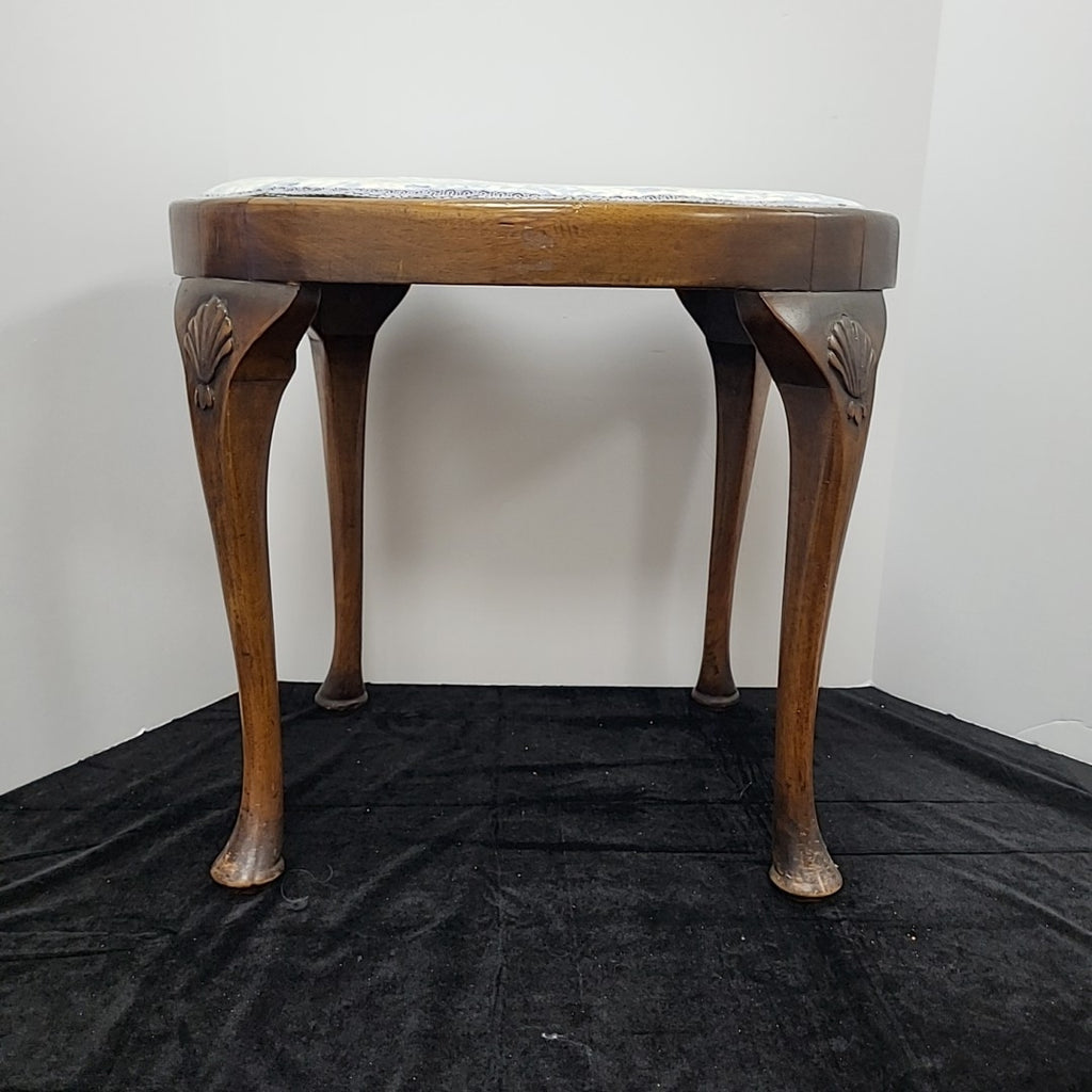 Vanity Bench