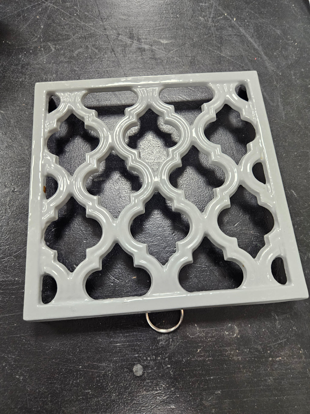 Trivet