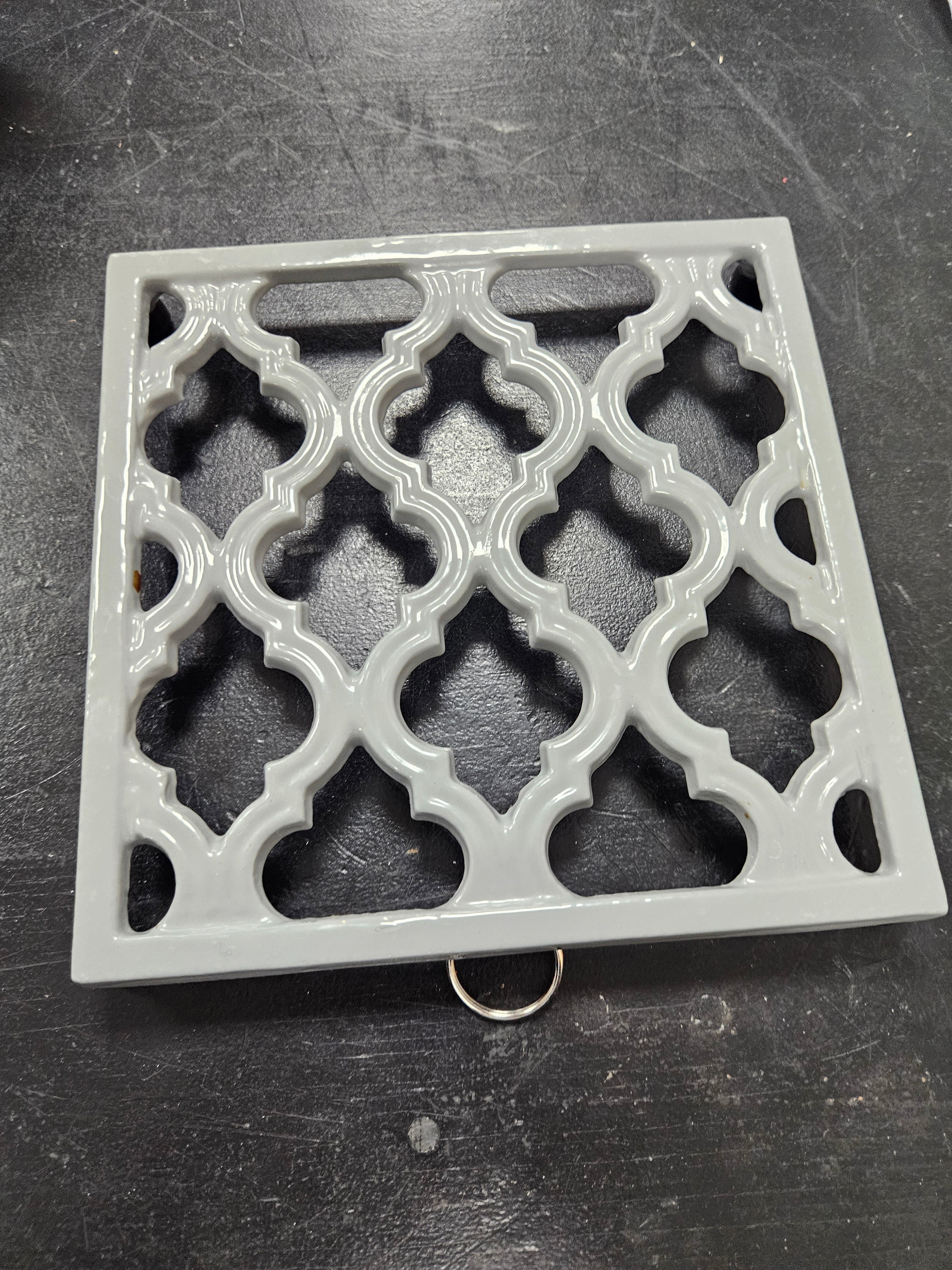 Trivet