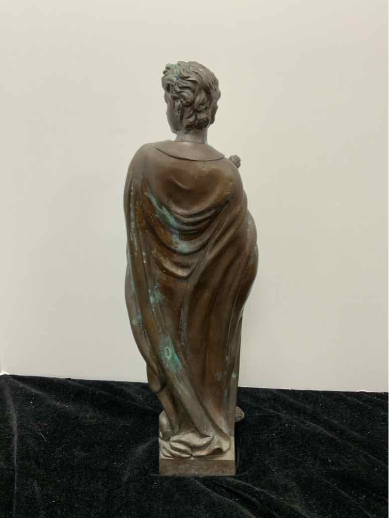 Figurine