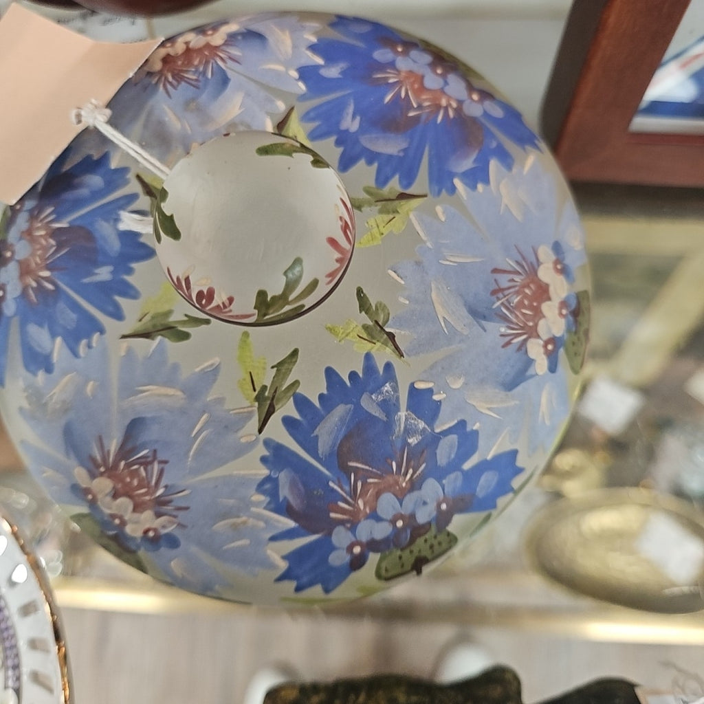 Dresser Jar