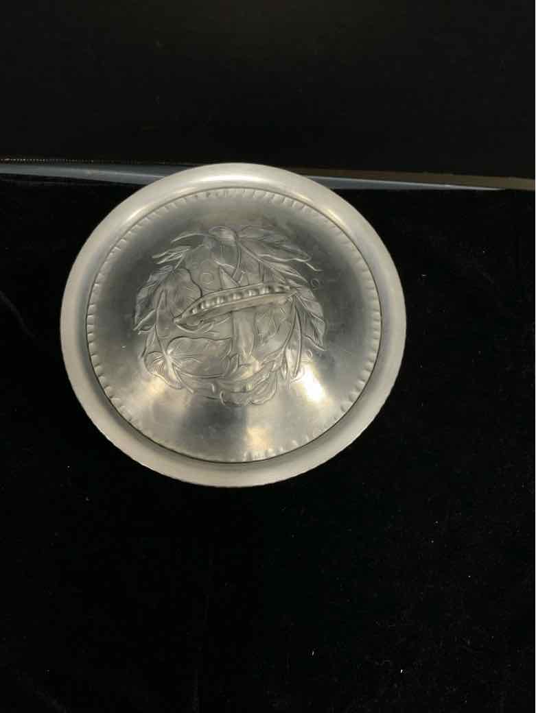 Everlast Metal Serving Dish
