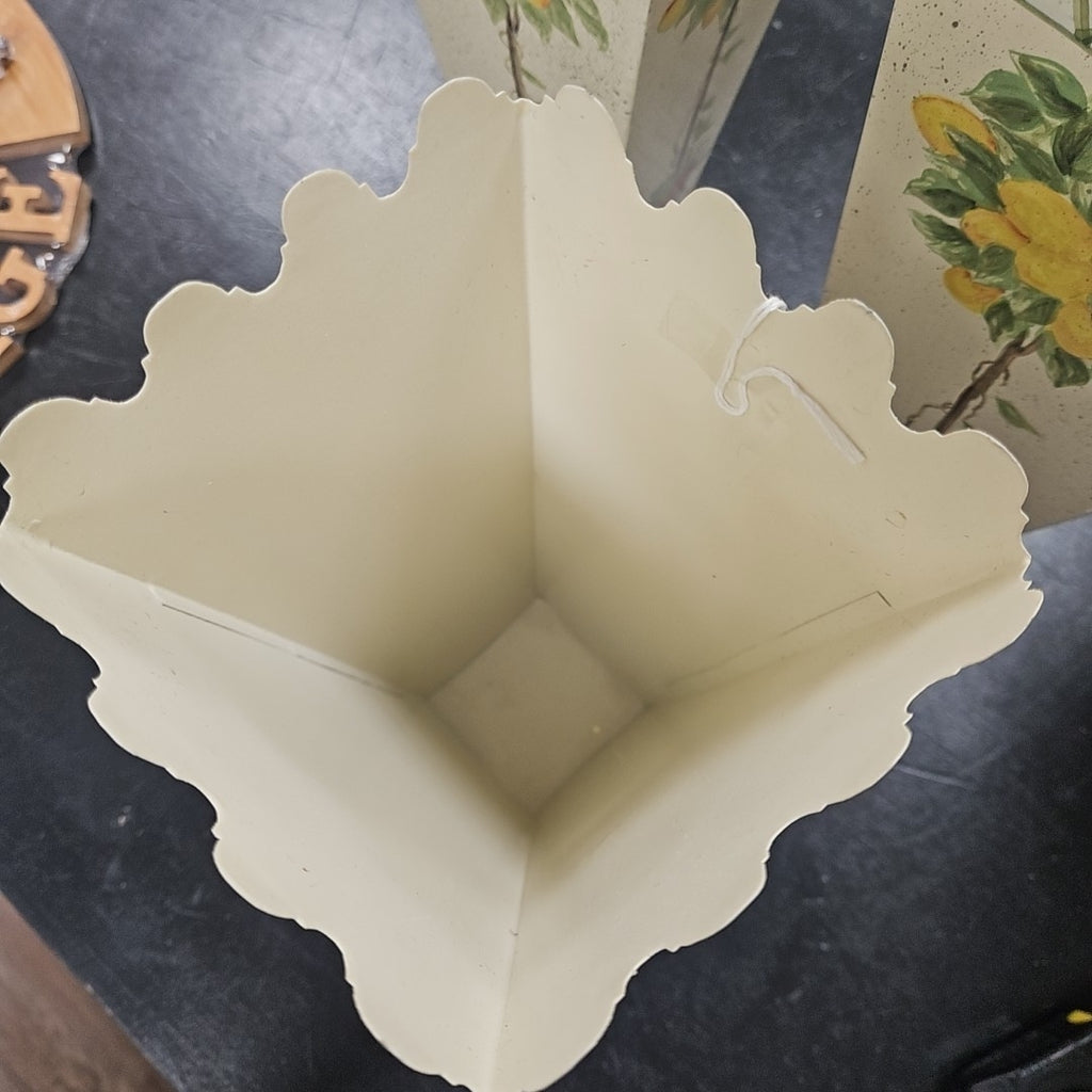 Colonial Accents Planter