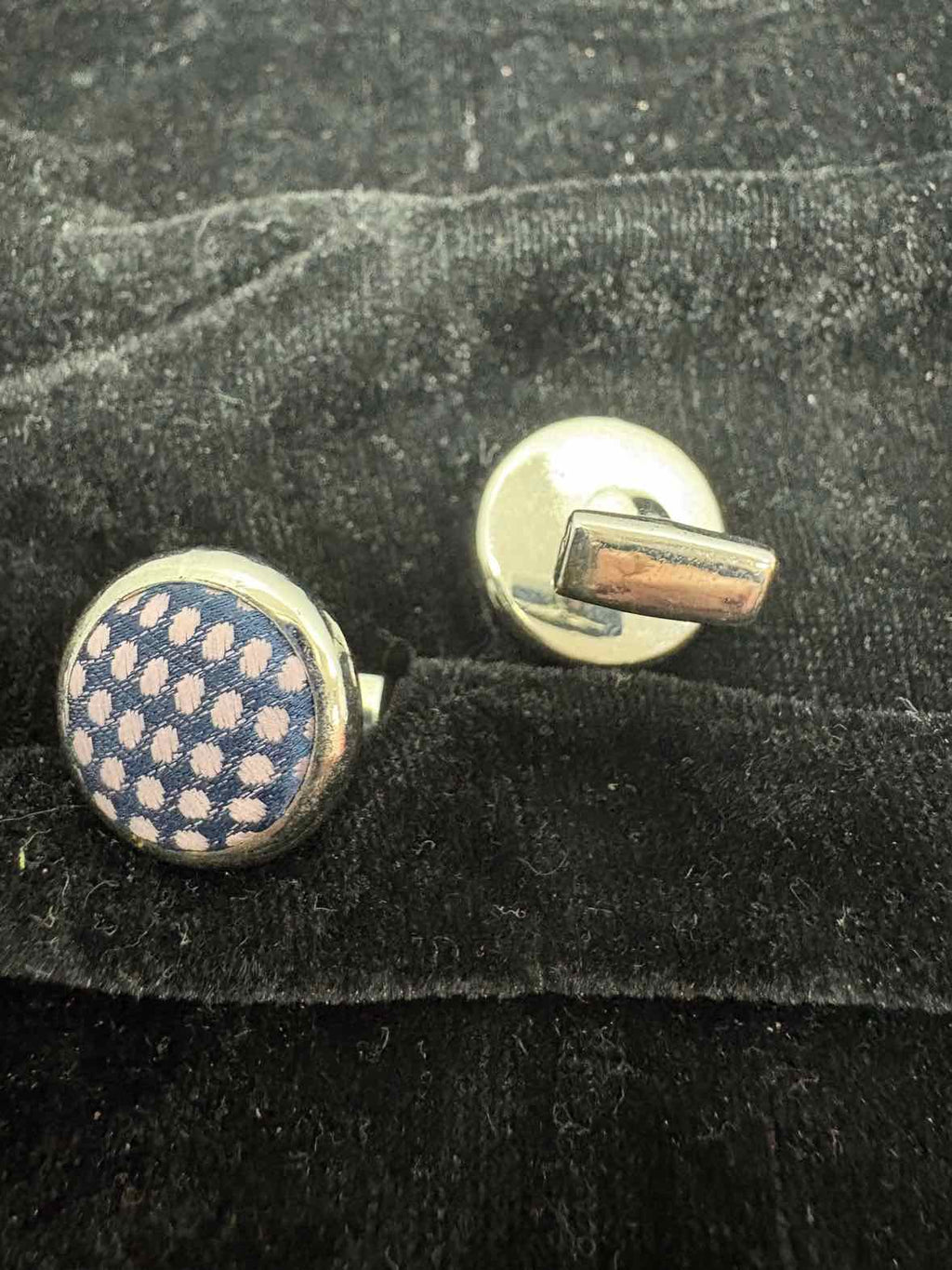 Cufflinks