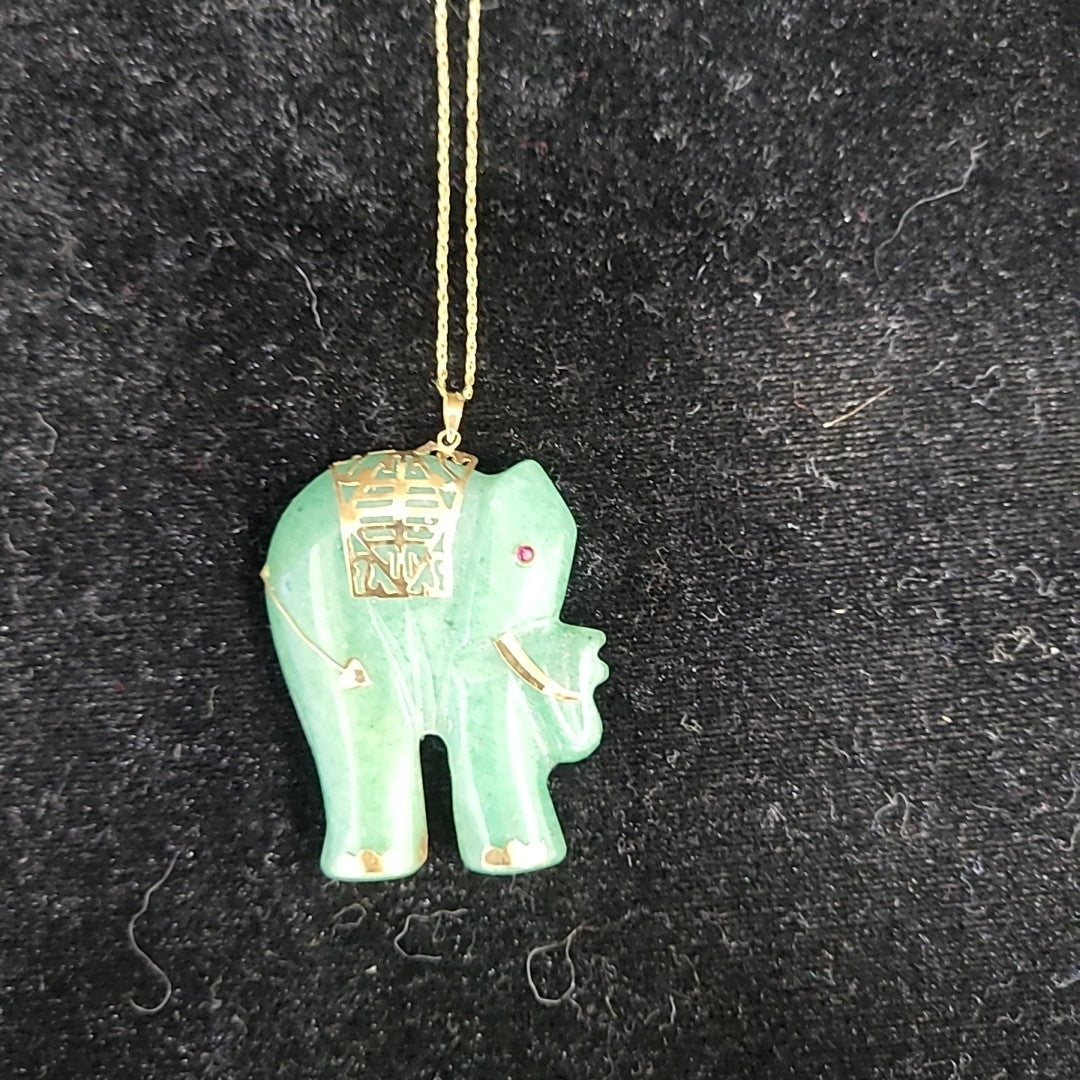 Necklace w/ Pendant
