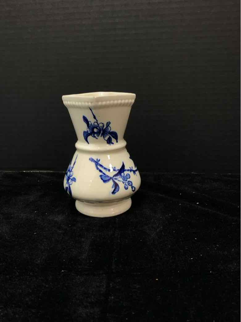 Toothbrush Holder