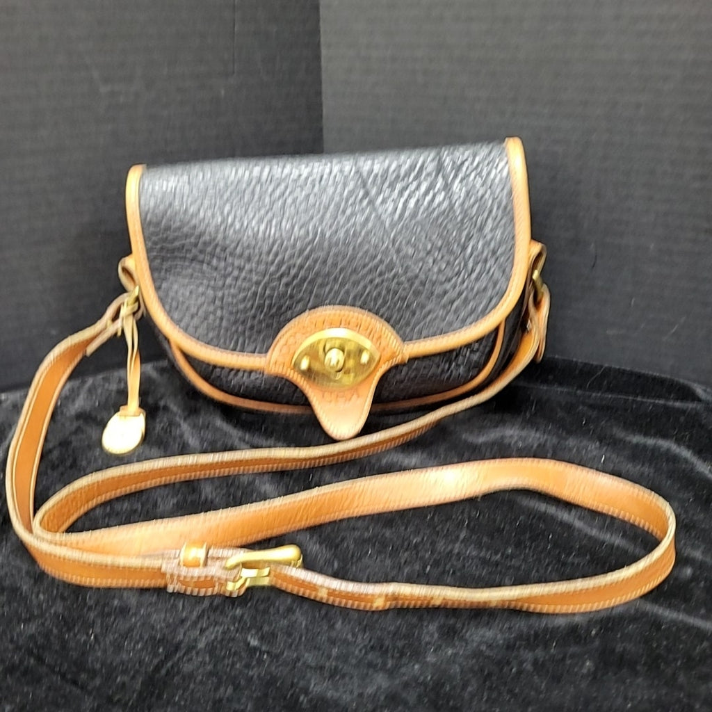 Dooney & Bourke Handbag