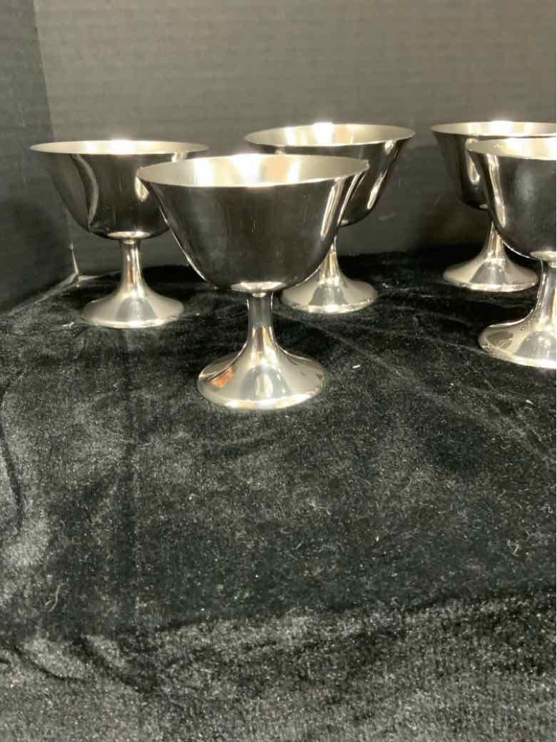 Manchester Champagne Coupe
