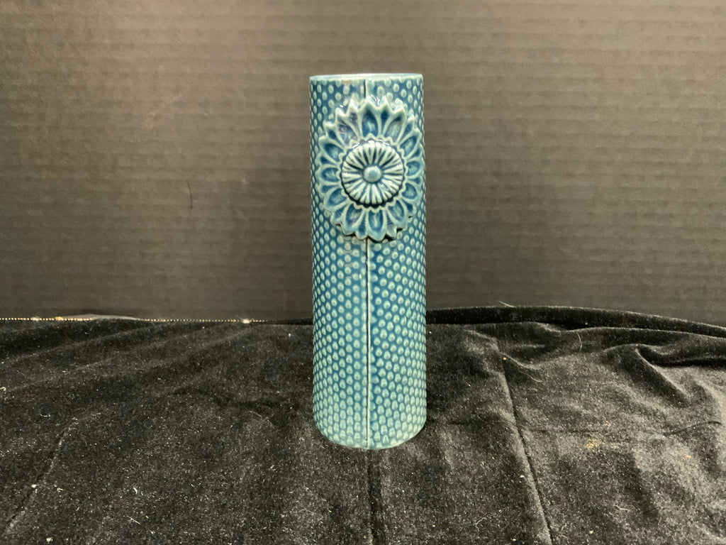 Finnsdottir Vase