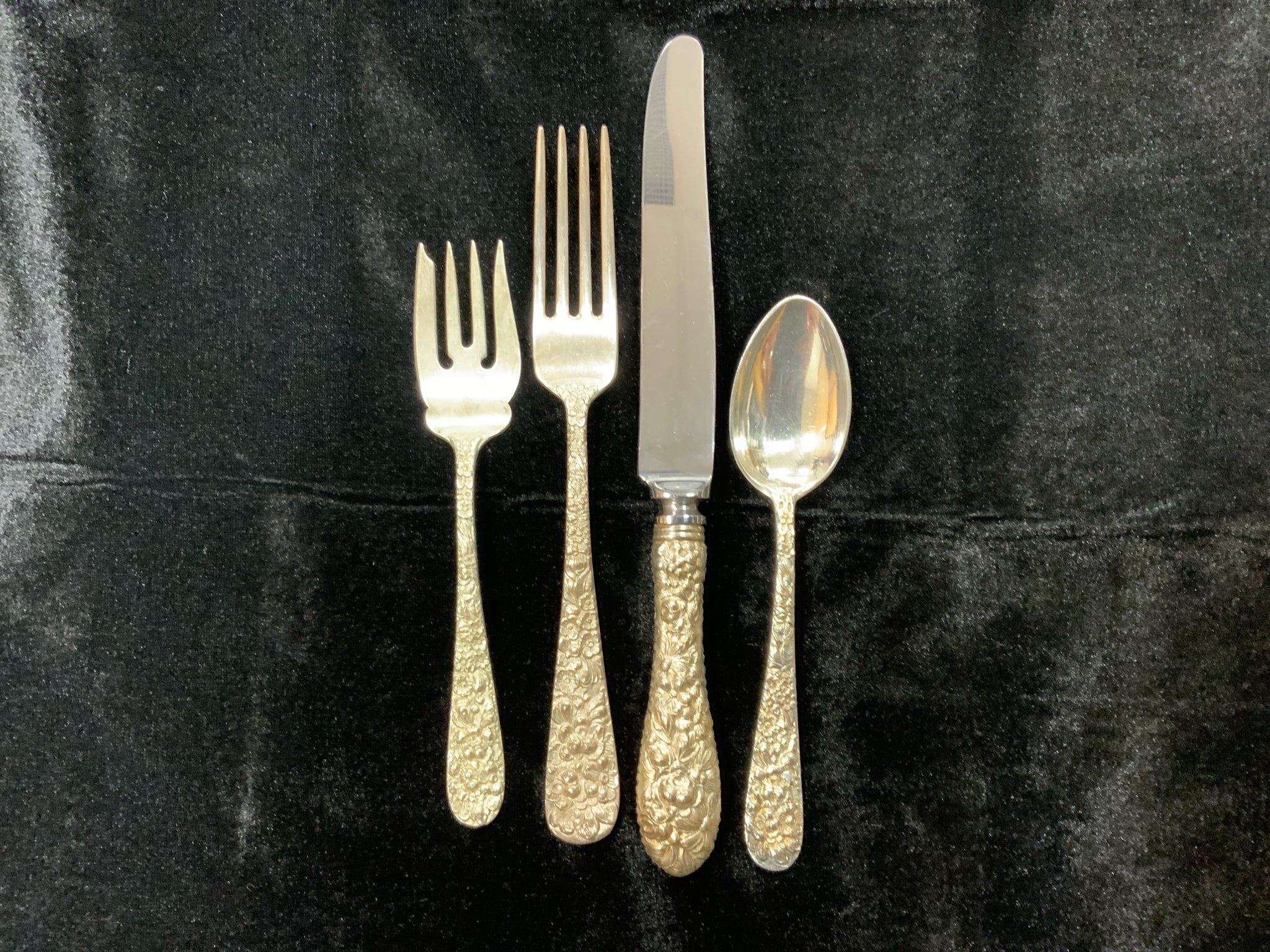 Stieff 4-Piece Place Setting