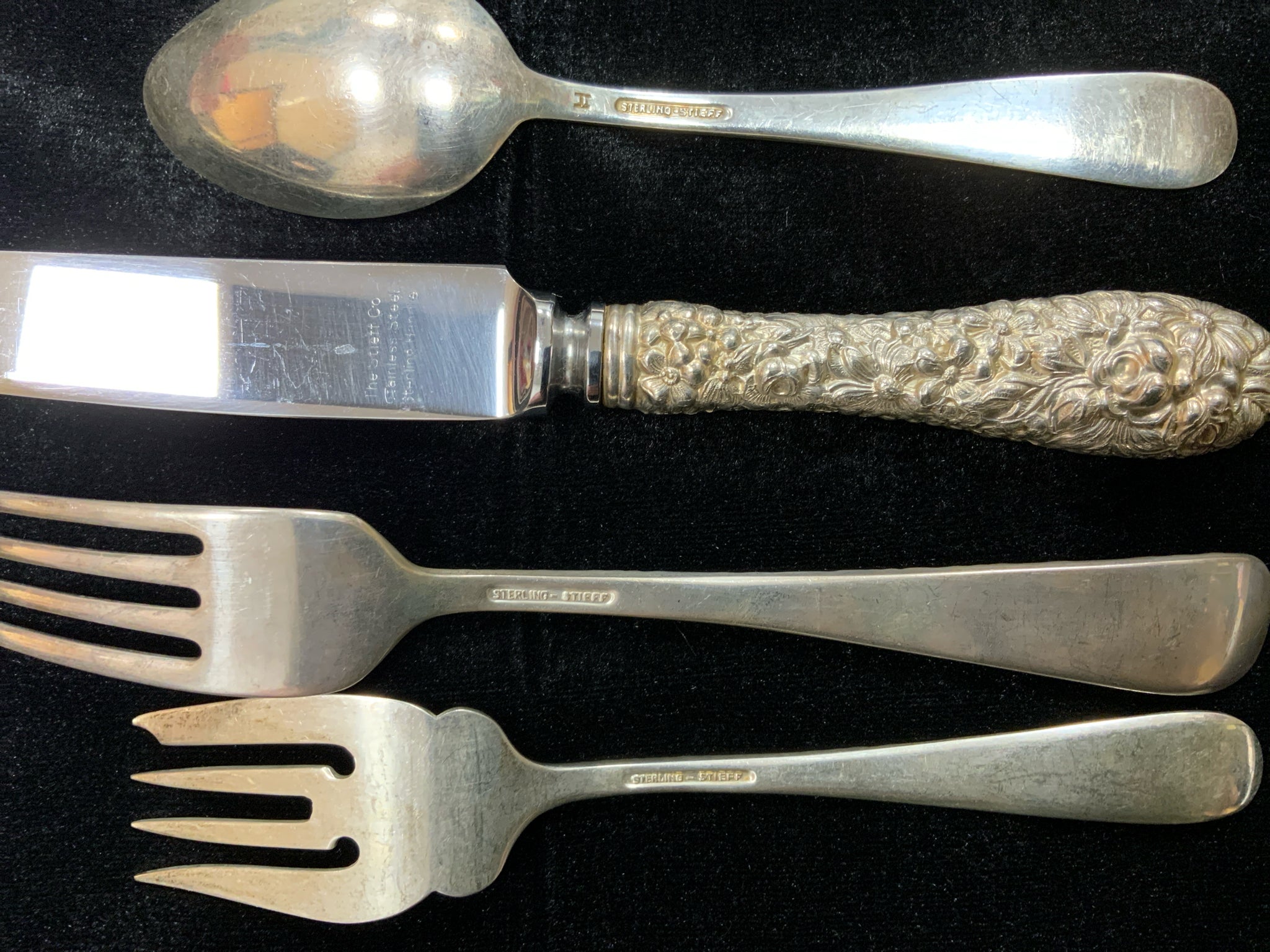 Stieff 4-Piece Place Setting