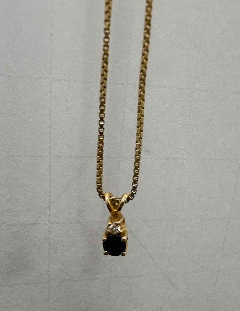 Necklace w/ Pendant