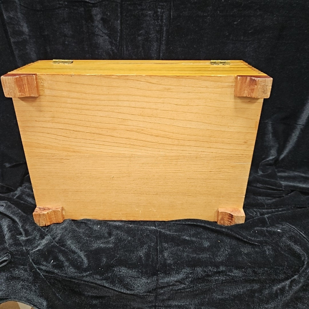 Hinged Box