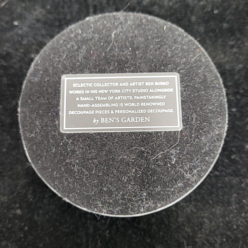 Paperweight