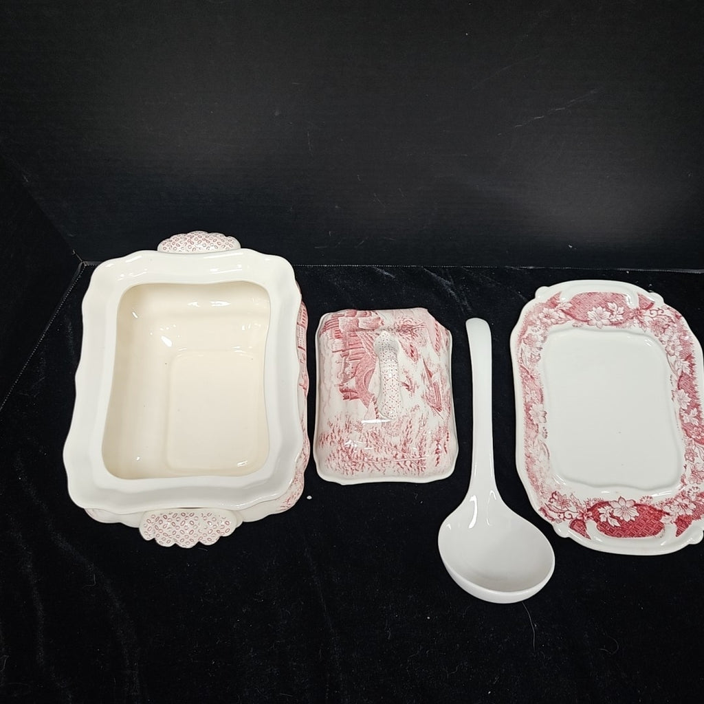 Tureen