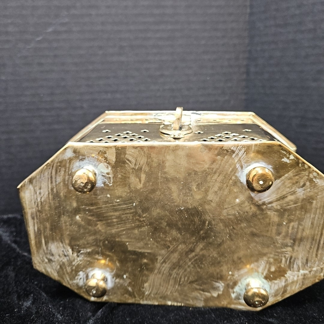 Cricket Box