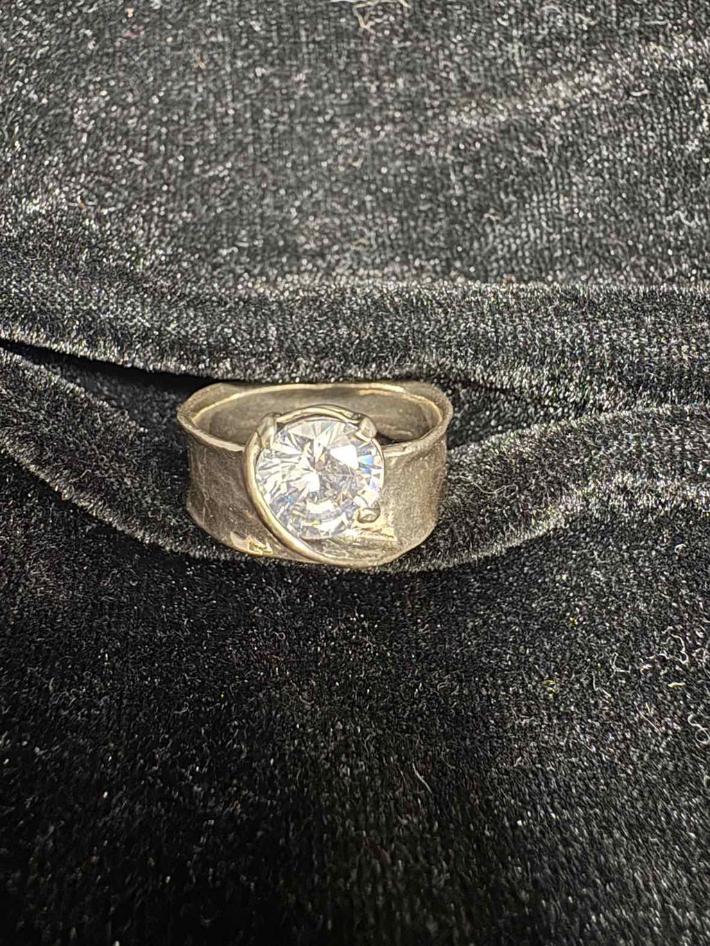 Zuman Ring