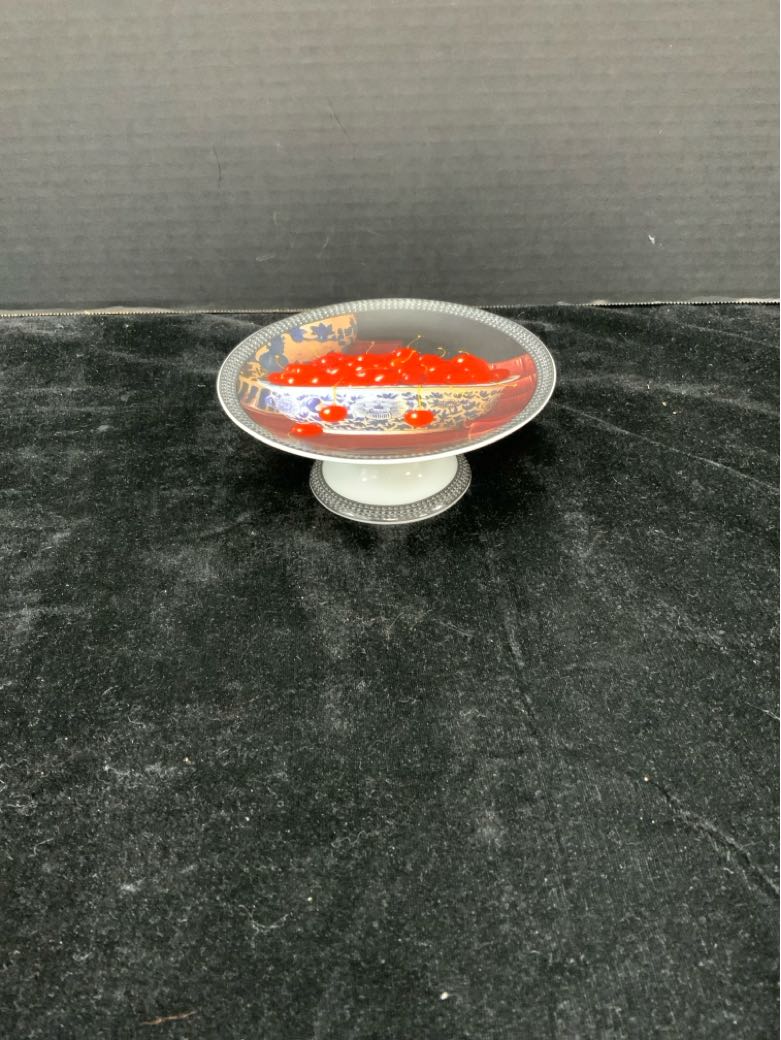 Bernardaud Pedestal Plate