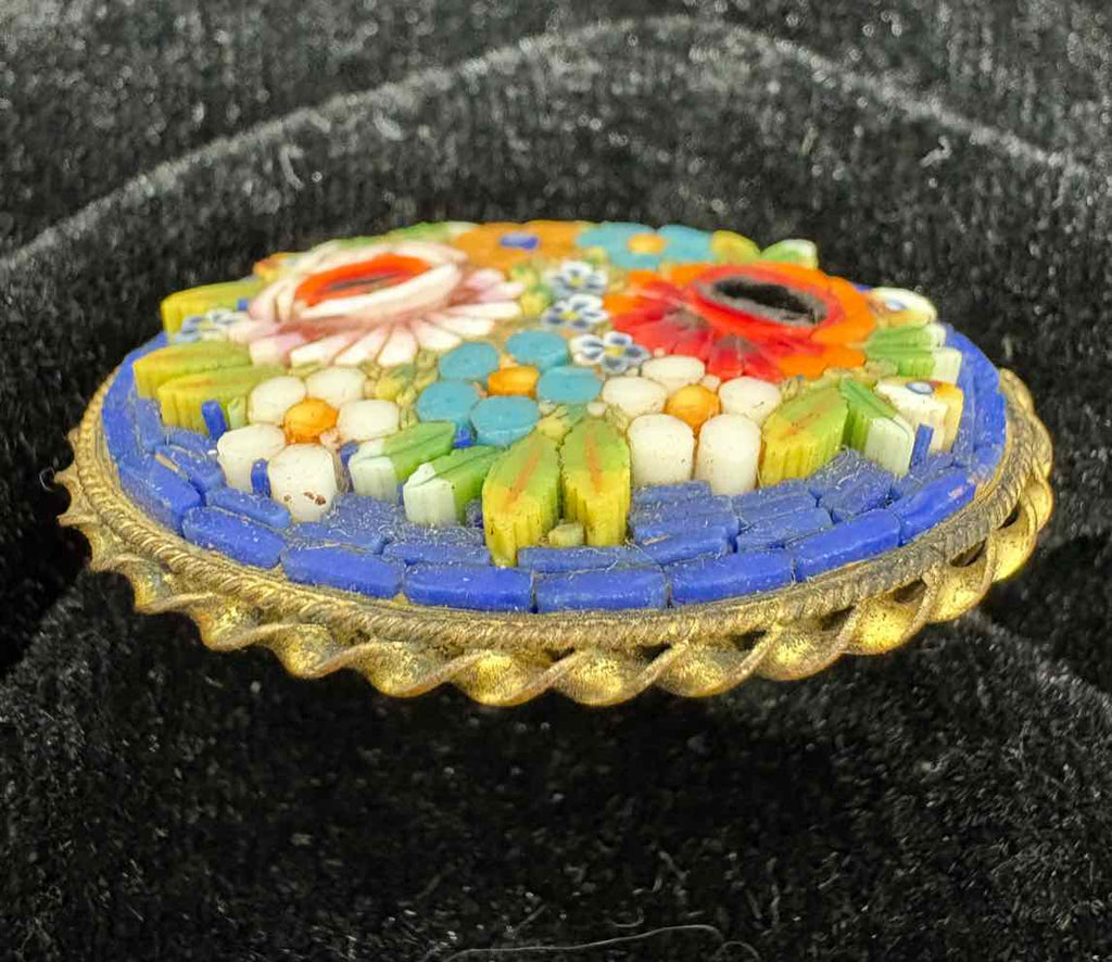 Brooch