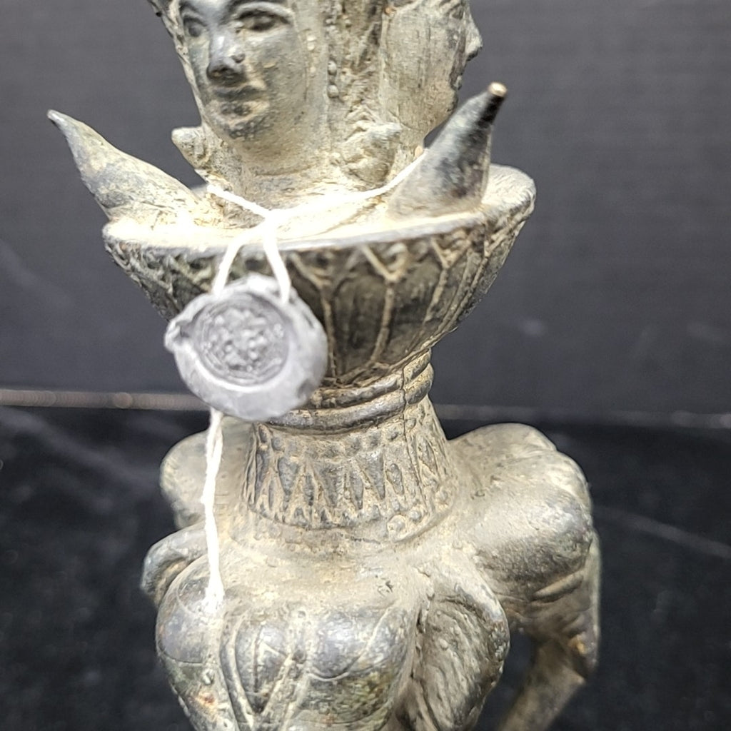 Statue