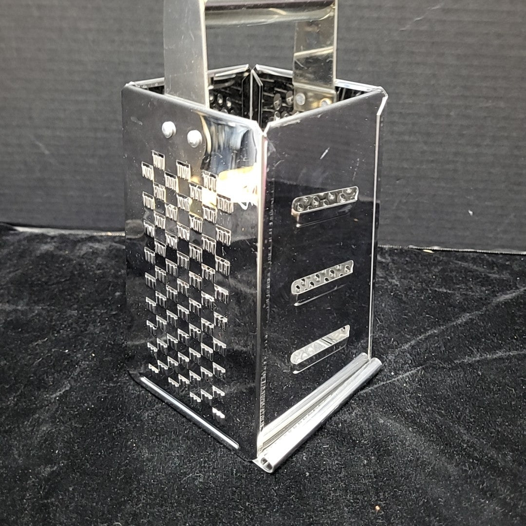 Grater