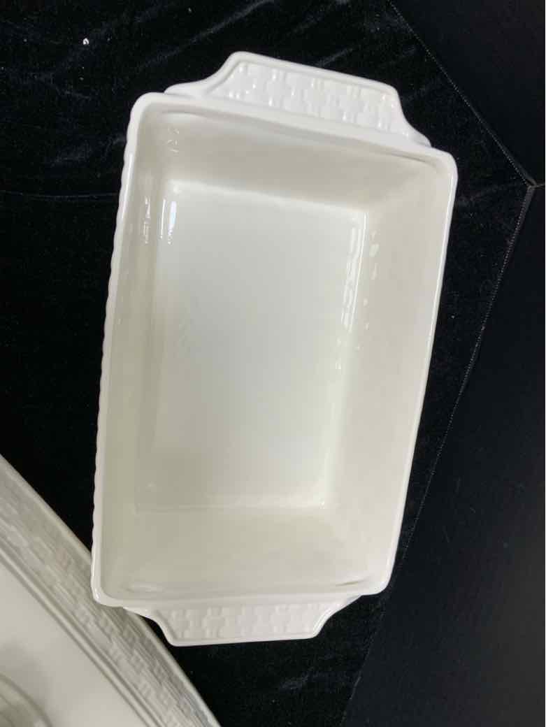 Belleek Covered Casserole