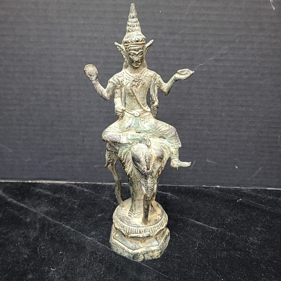 Statue