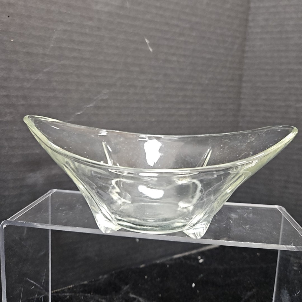 Anchor Hocking Nut Bowl