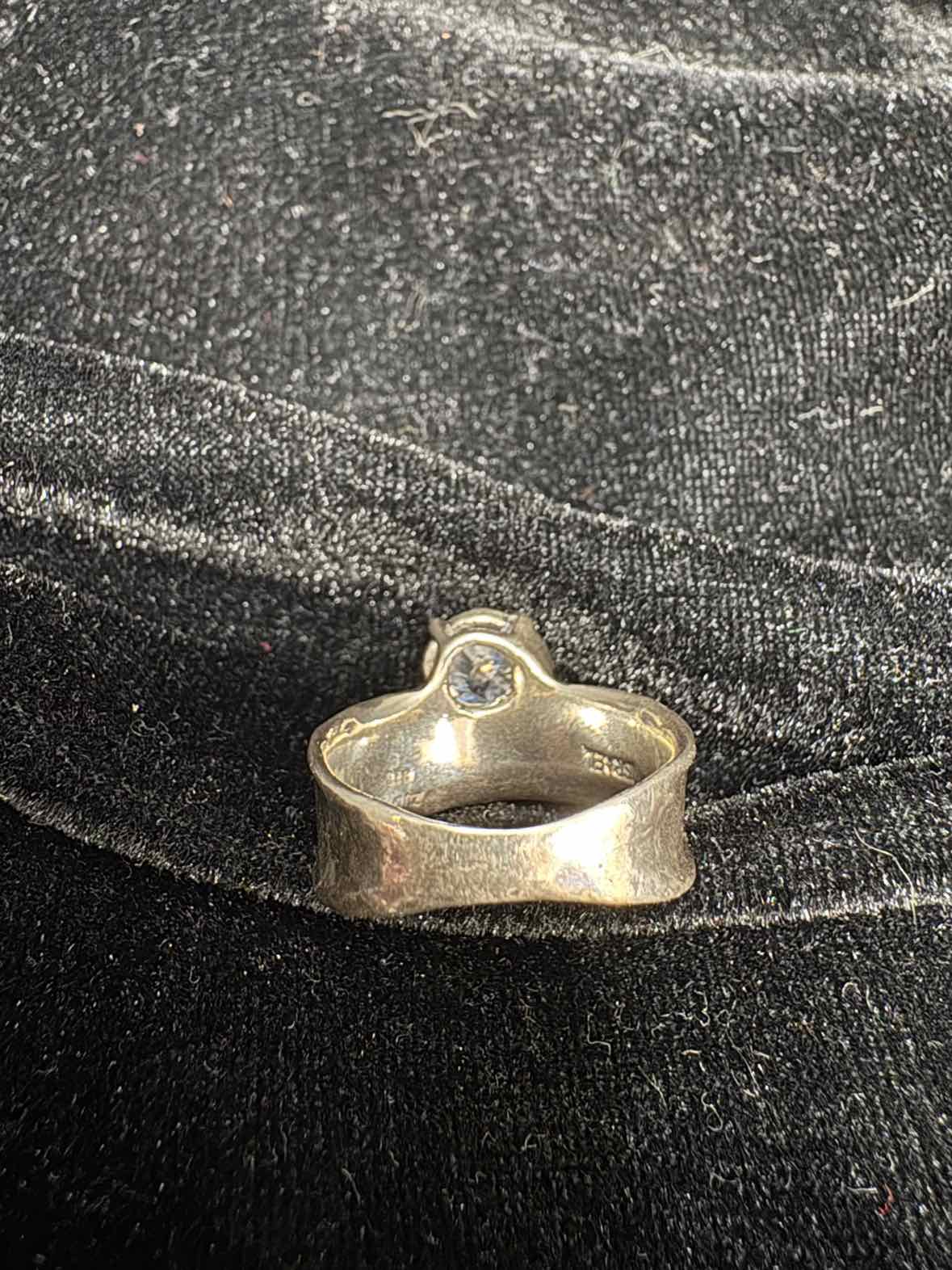 Zuman Ring