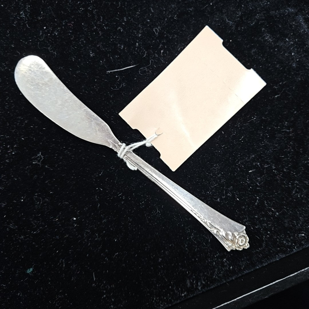 Oneida Butter Knife