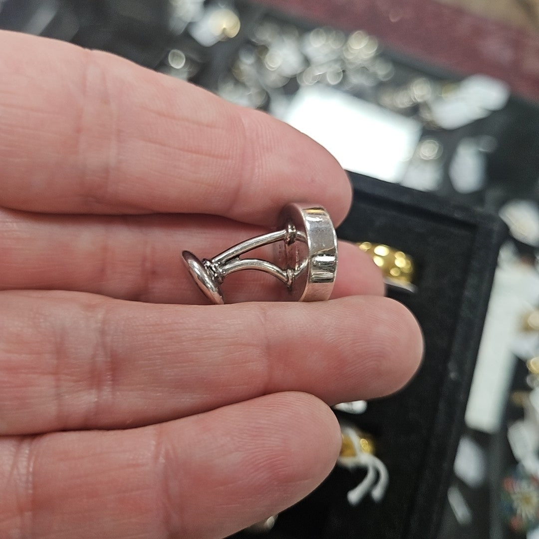 Cufflinks