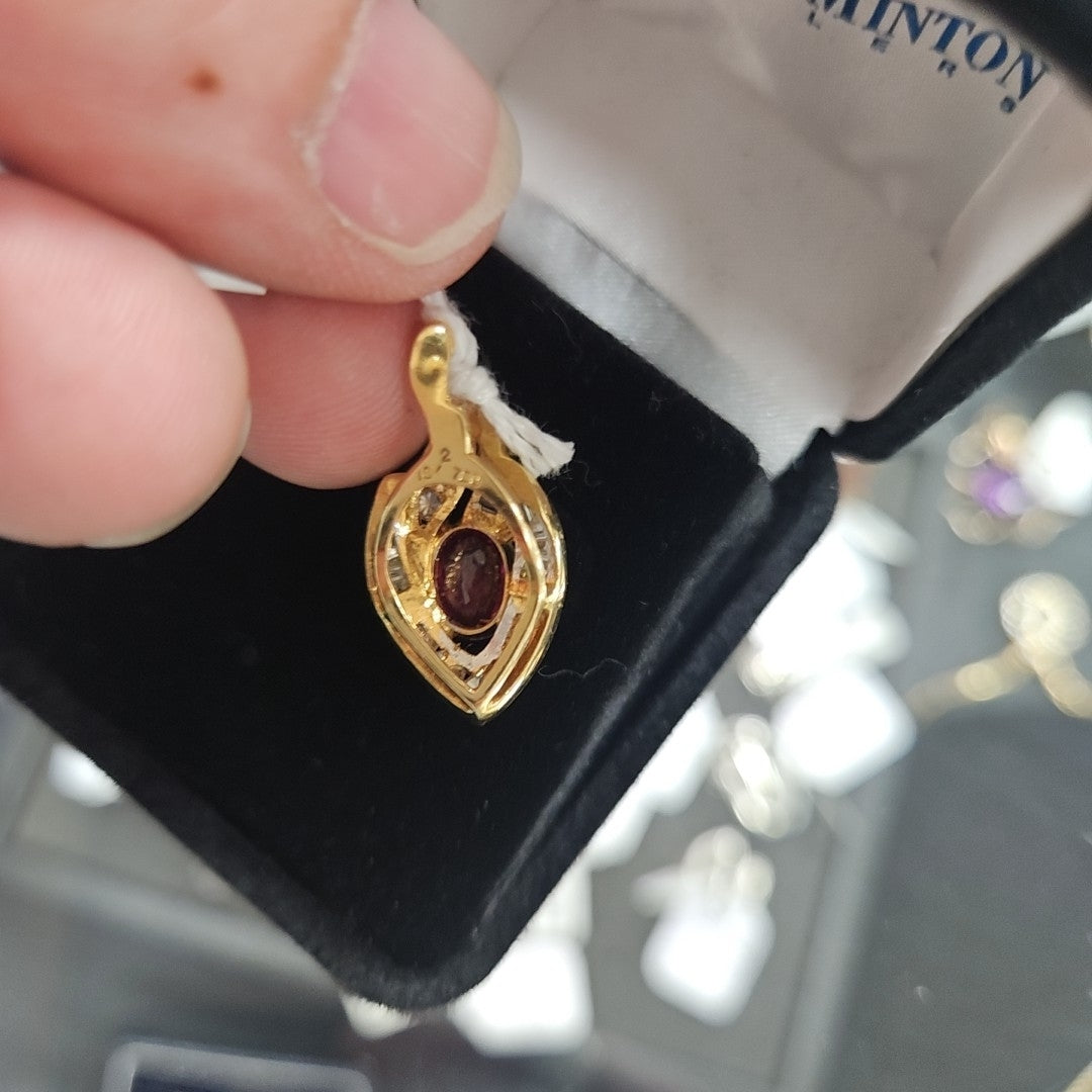 Pendant