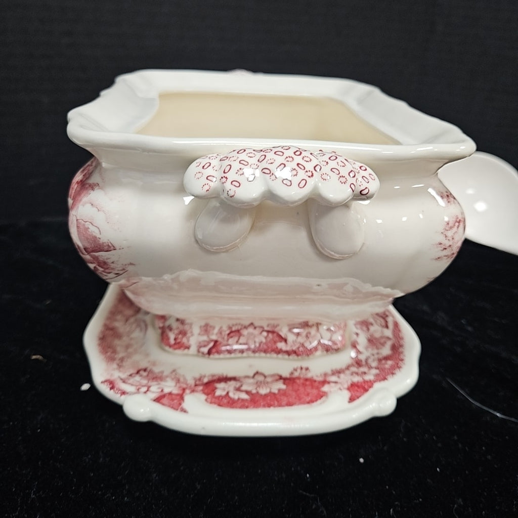 Tureen