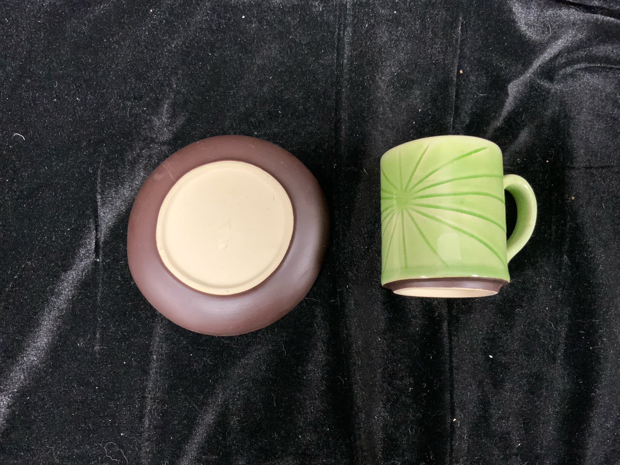 Cups & Saucers