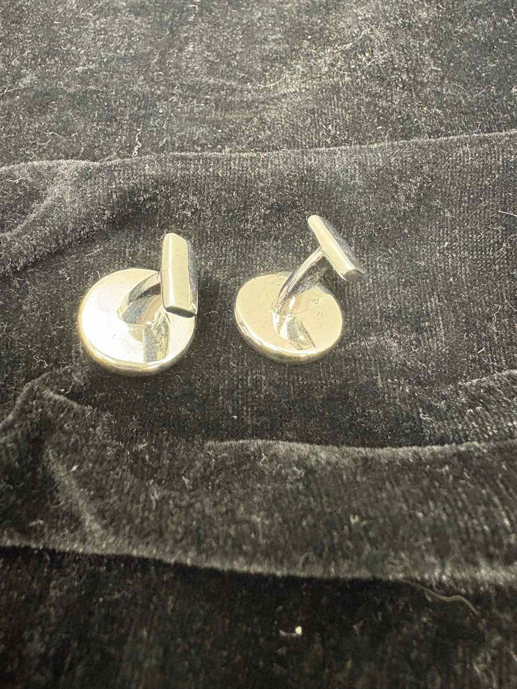 Cufflinks