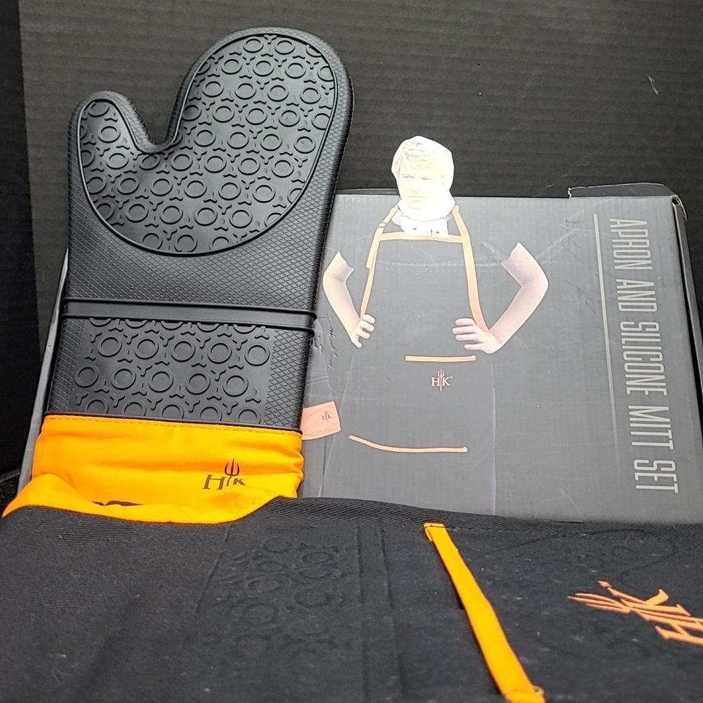 Hell's Kitchen Apron with Mitt
