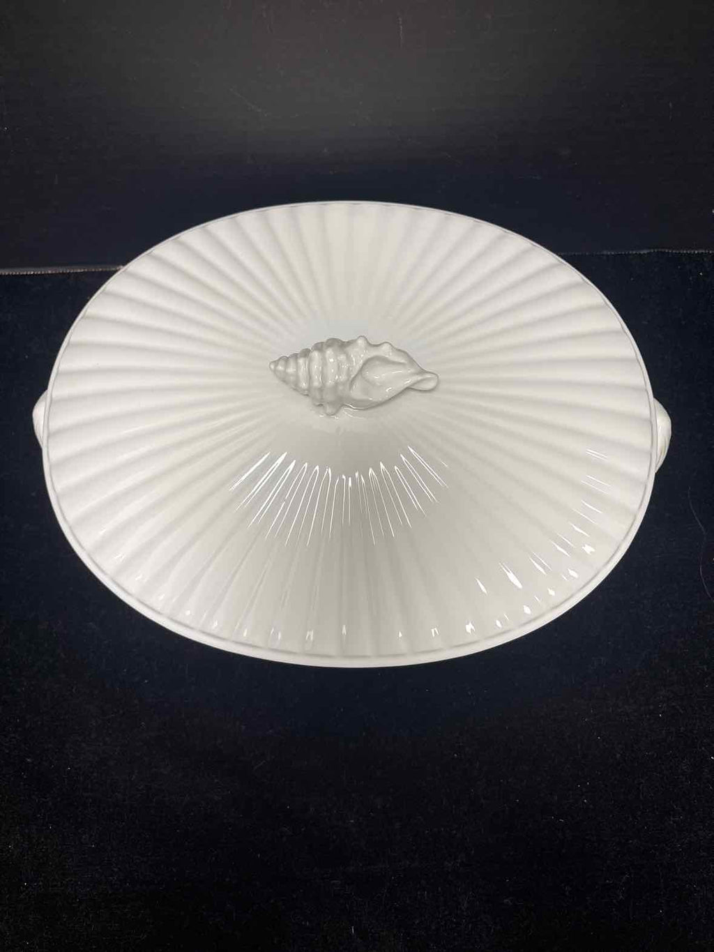 The Shafford Co. Lidded Casserole