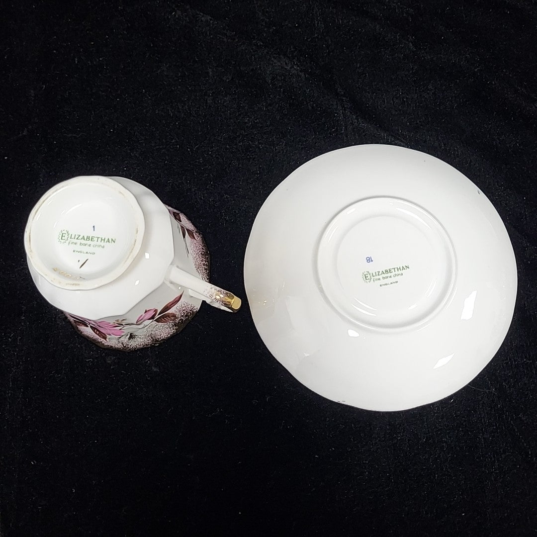 Elizabethan Teacup/Saucer