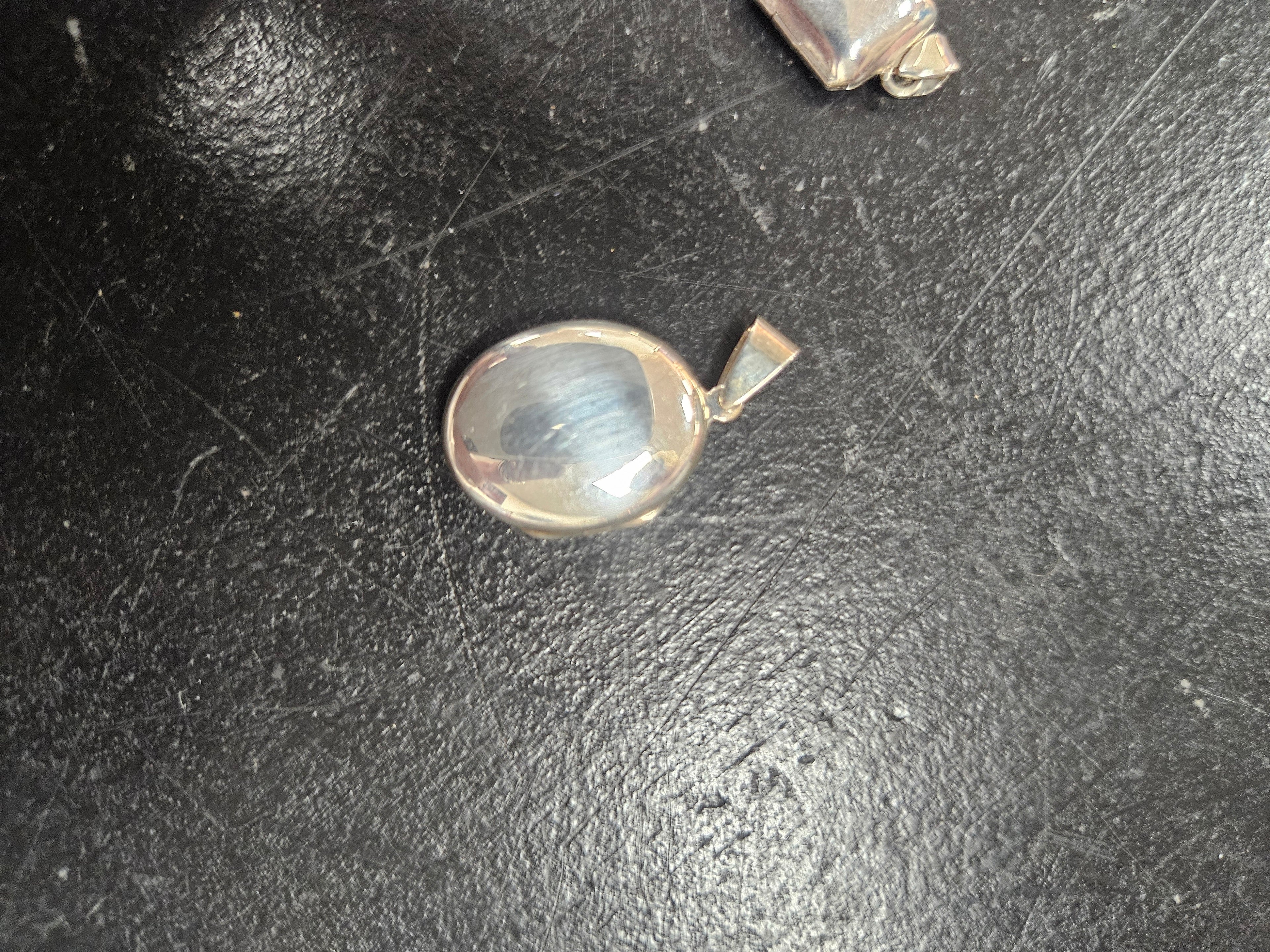 Pendant