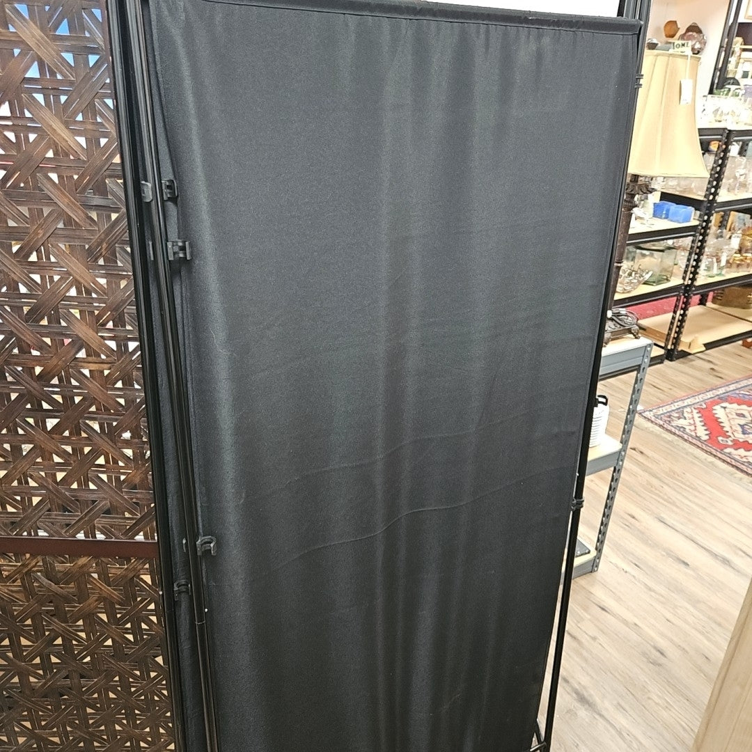 Screen