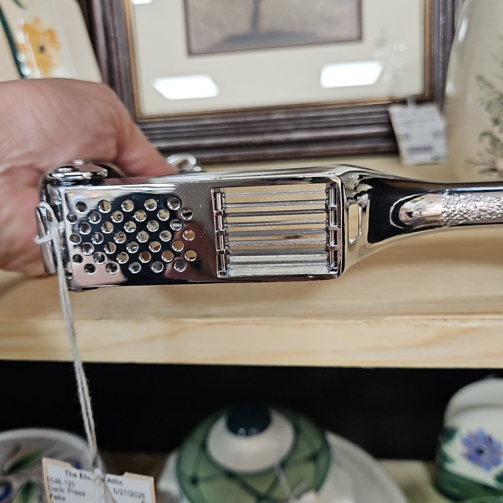 Felio Garlic Press