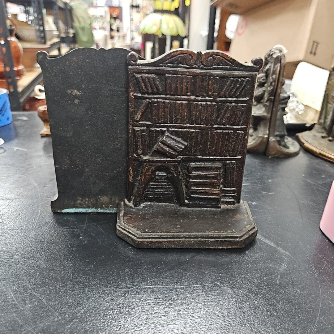 Bookends
