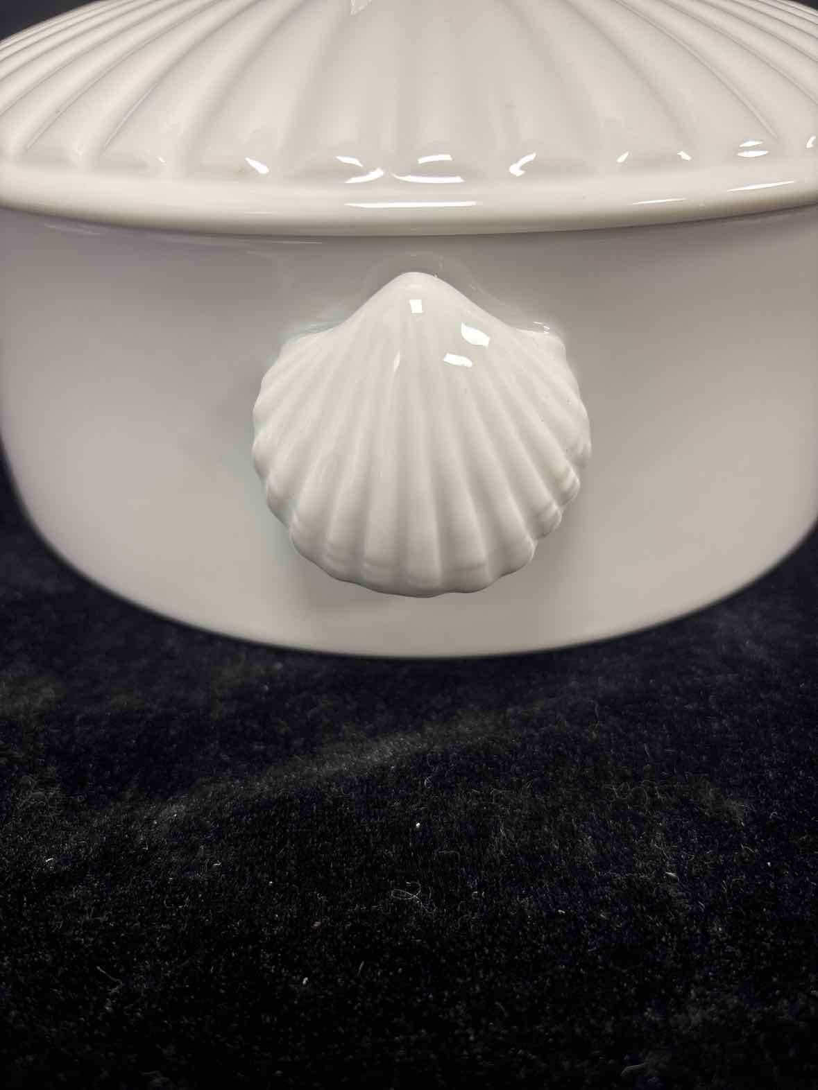The Shafford Co. Lidded Casserole