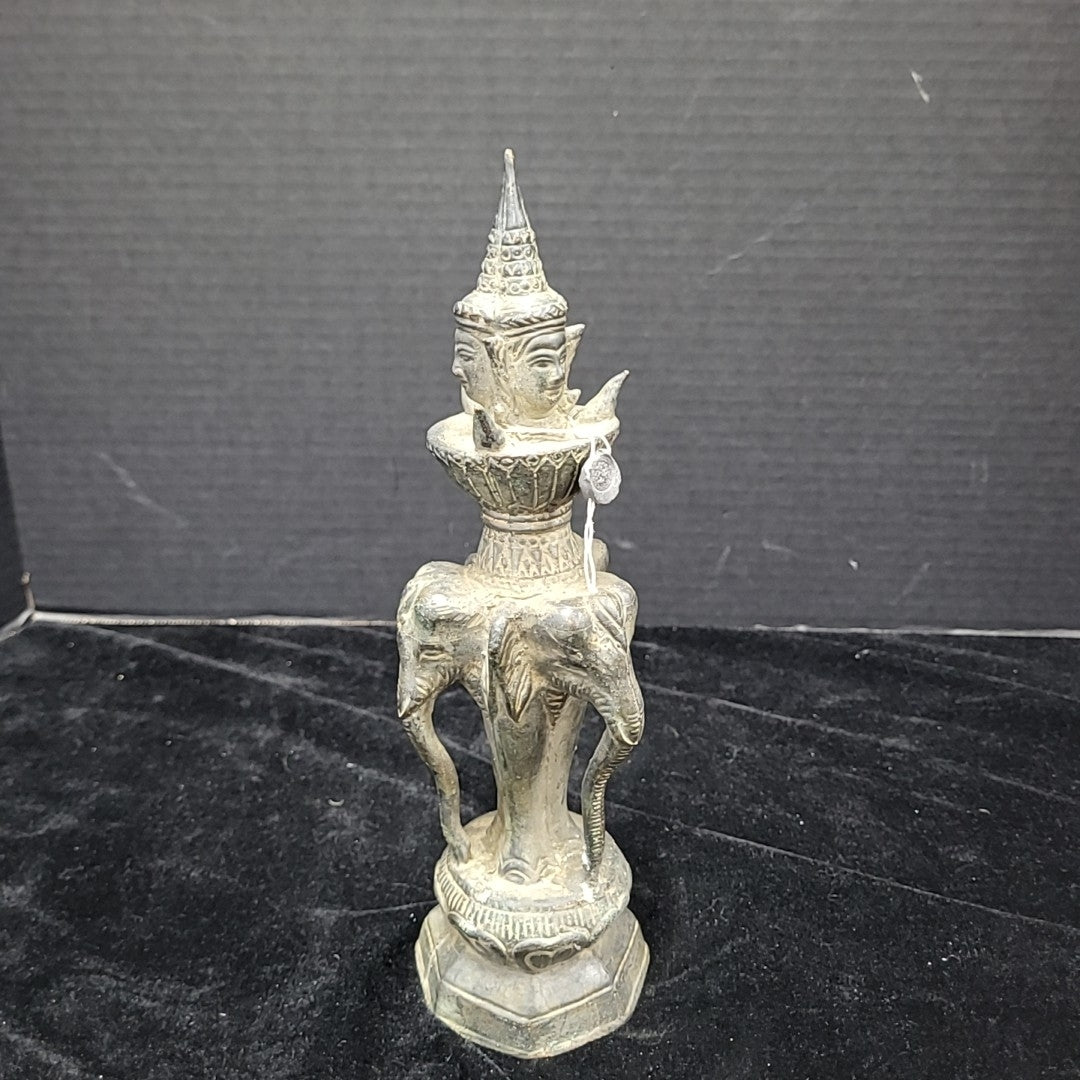 Statue