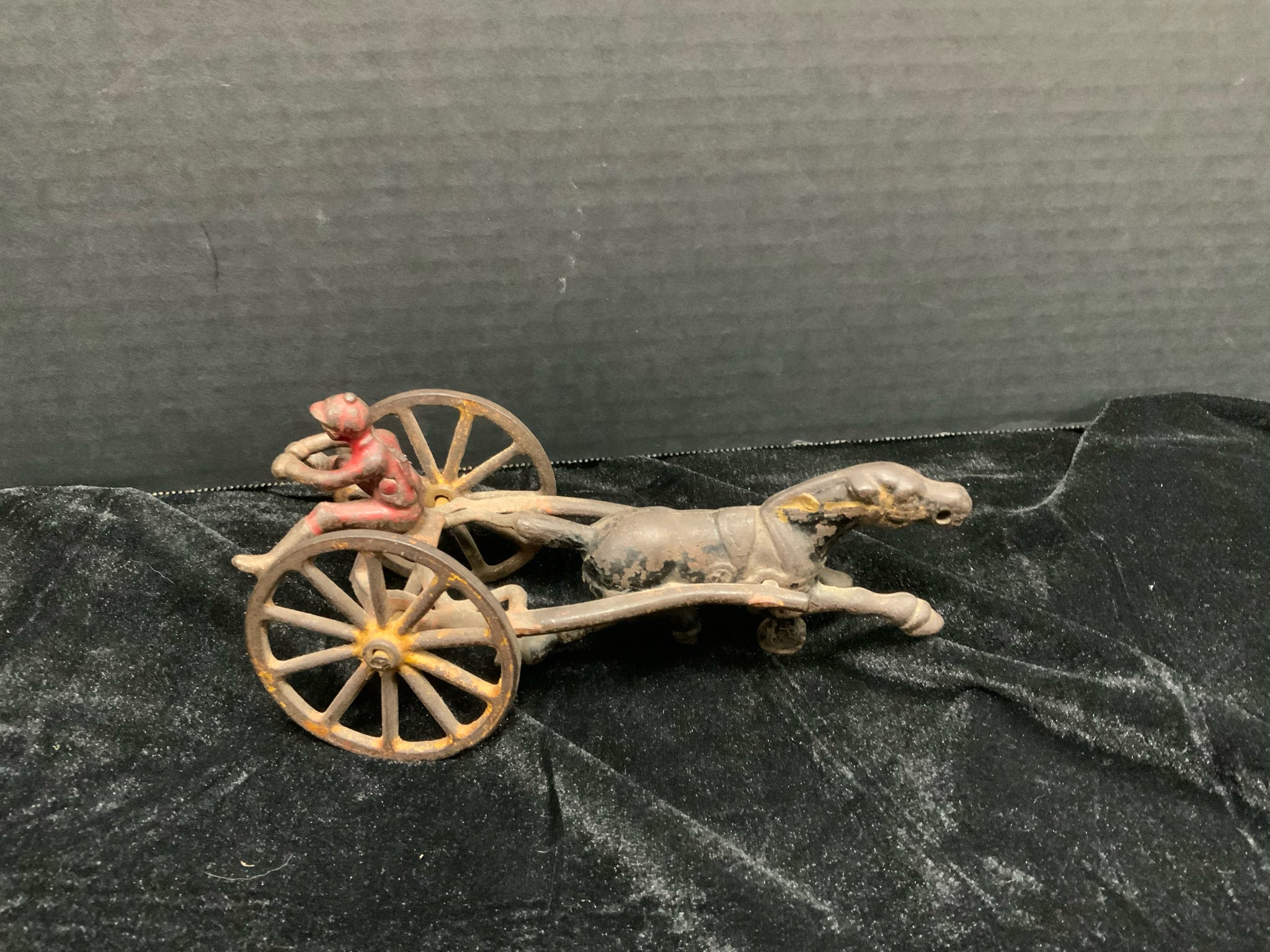 Figurine