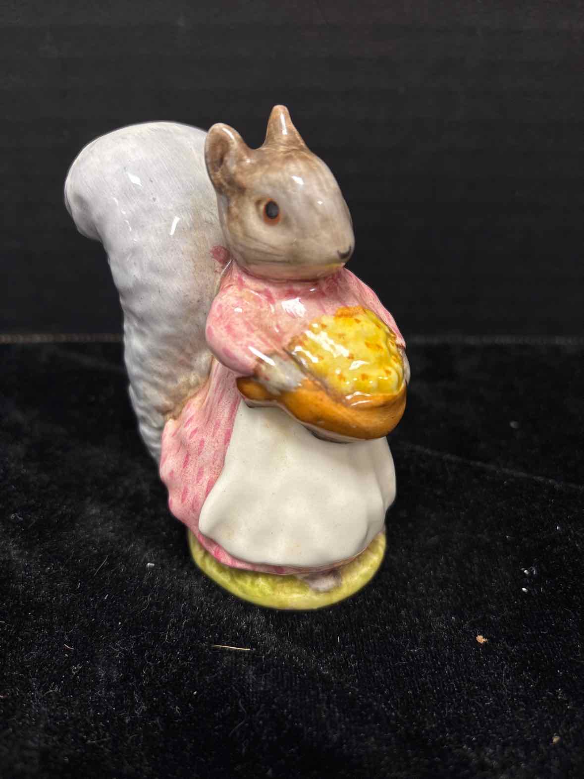 F. Warne & Co Figurine