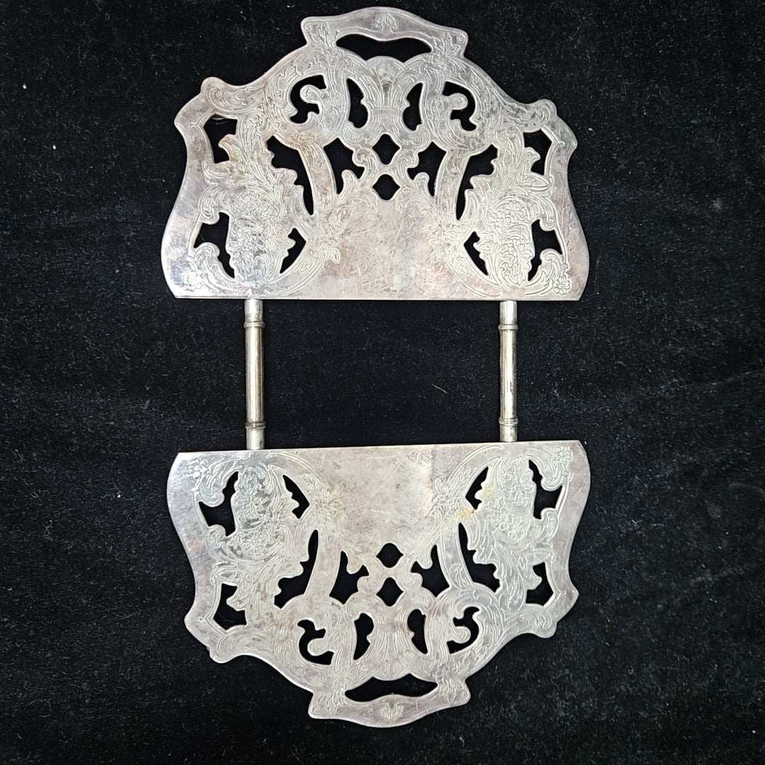 Crescent Trivet