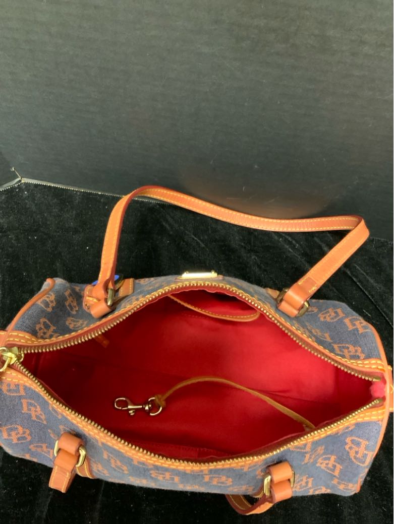 Dooney & Bourke Handbag